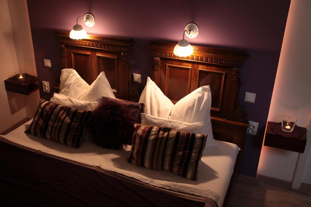 Kis Szarcsa Vendeghaz Hotel การ์ดอนนี ภายนอก รูปภาพ